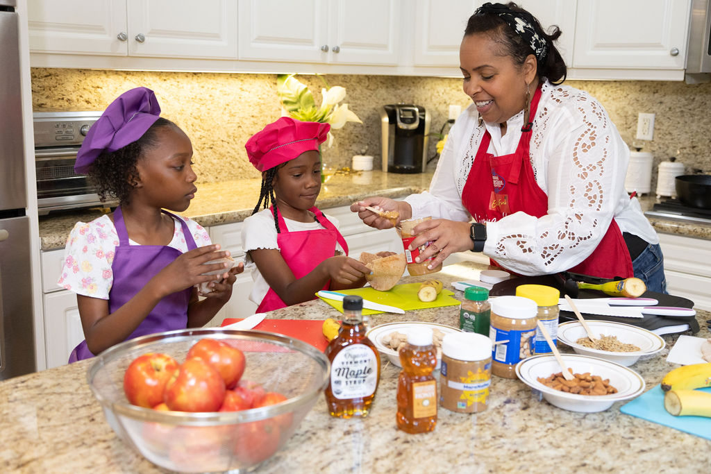 LMBR story mom prepares meal for little girls