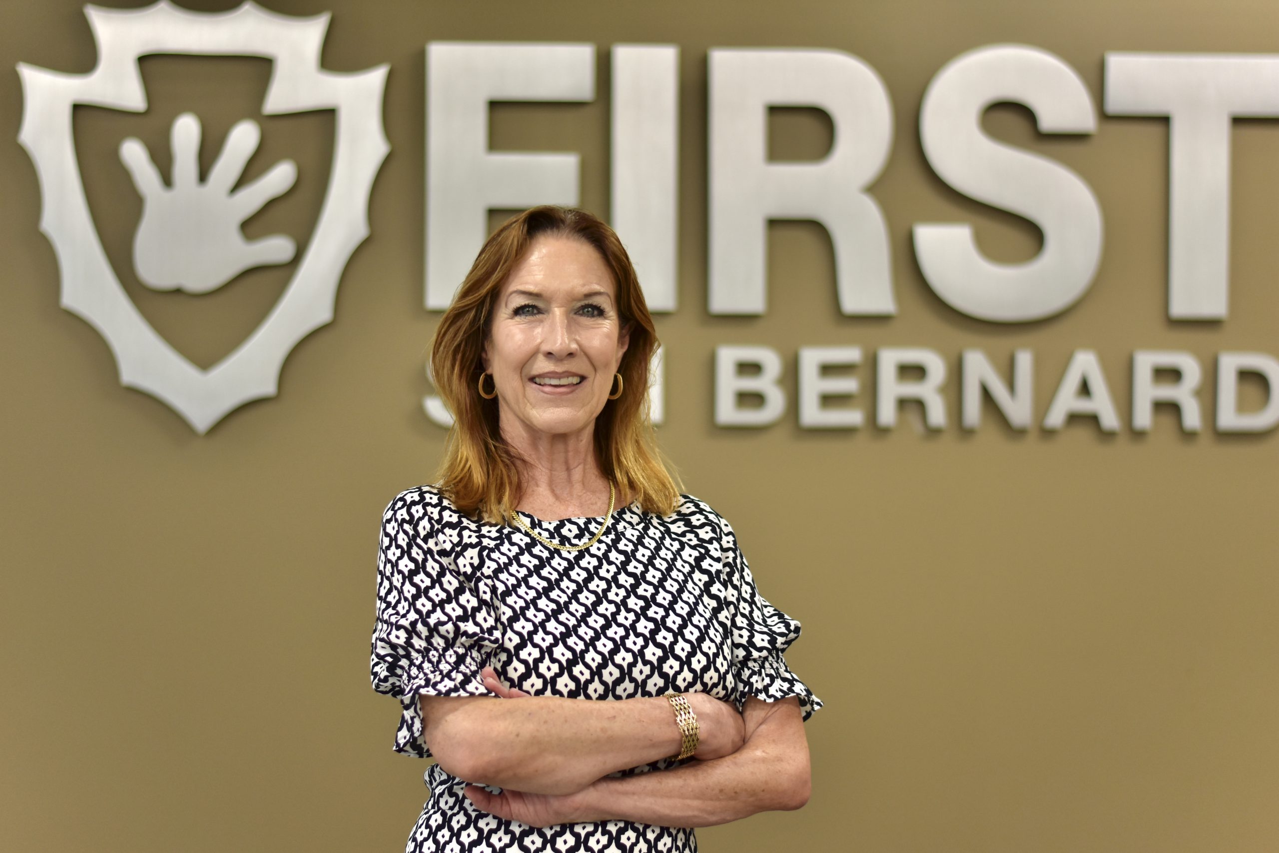 Cindy Horz in front of First 5 logo